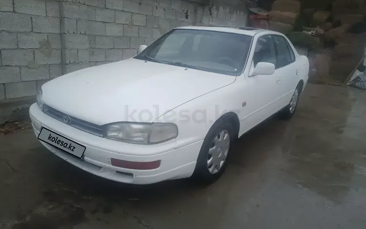 Toyota Camry 1994 годаүшін2 100 000 тг. в Тараз