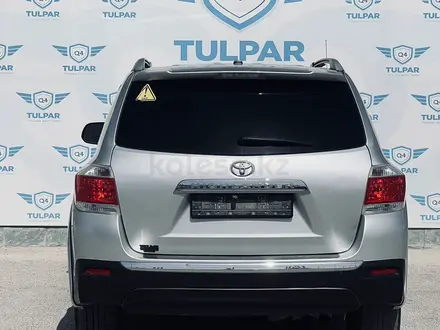 Toyota Highlander 2011 года за 11 200 000 тг. в Актау – фото 2