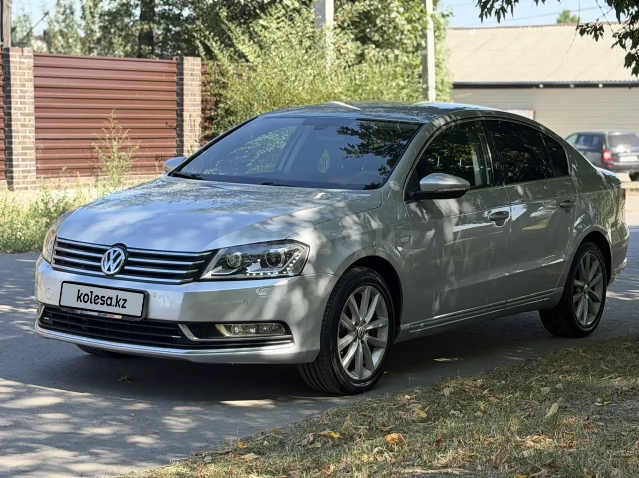 Volkswagen Passat, 2011