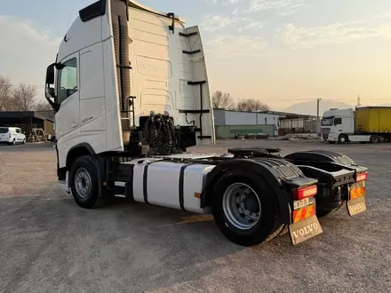 Volvo  FH 2016 года за 34 500 000 тг. в Алматы – фото 3