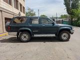Toyota Hilux Surf 1993 годаүшін2 200 000 тг. в Алматы – фото 3