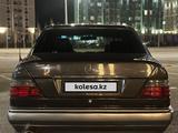 Mercedes-Benz E 320 1994 года за 3 000 000 тг. в Туркестан – фото 5