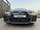 BMW i4 2023 годаfor55 000 000 тг. в Алматы – фото 4