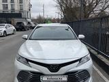 Toyota Camry 2020 года за 18 500 000 тг. в Шымкент – фото 4