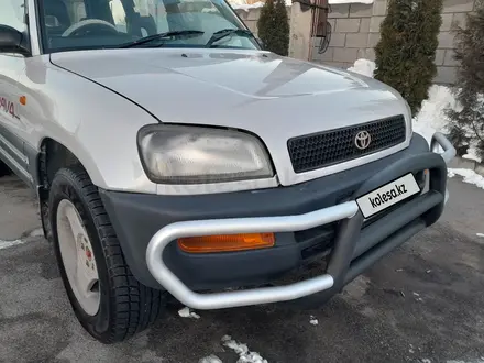 Toyota RAV4 1995 года за 3 700 000 тг. в Алматы – фото 3