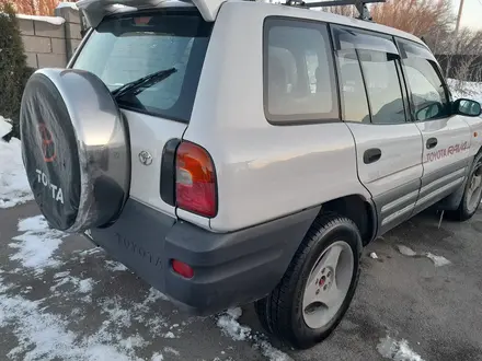 Toyota RAV4 1995 года за 3 700 000 тг. в Алматы – фото 30