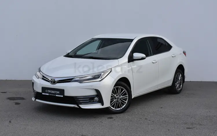 Toyota Corolla 2018 года за 8 800 000 тг. в Атырау