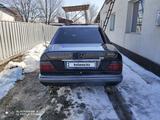 Mercedes-Benz E 220 1994 года за 2 800 000 тг. в Алматы – фото 4