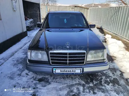 Mercedes-Benz E 220 1994 года за 2 800 000 тг. в Алматы – фото 9