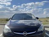 Opel Astra 2013 года за 2 099 999 тг. в Косшы – фото 4