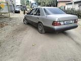 Mercedes-Benz E 230 1991 годаfor790 000 тг. в Алматы – фото 4