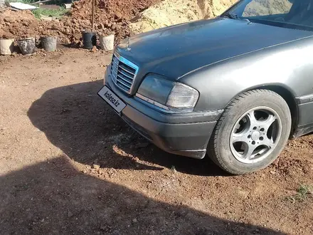 Mercedes-Benz C 220 1993 года за 1 500 000 тг. в Кокшетау – фото 6