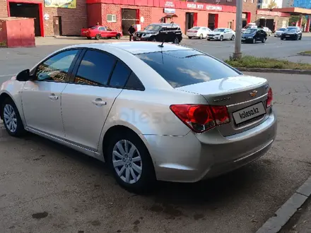 Chevrolet Cruze 2013 года за 3 000 000 тг. в Астана – фото 6