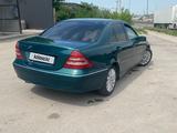 Mercedes-Benz C 200 2000 года за 2 350 000 тг. в Шымкент – фото 3