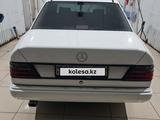 Mercedes-Benz E 200 1986 года за 1 650 000 тг. в Актау – фото 3