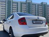 Skoda Rapid 2015 года за 5 100 000 тг. в Семей – фото 2