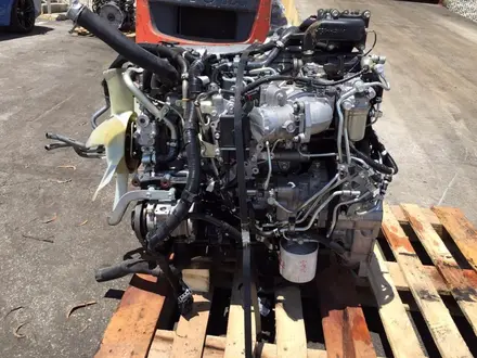 Двигатель 4HK1 за 10 000 тг. в Атырау