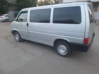 Volkswagen Caravelle 1993 годаүшін3 600 000 тг. в Павлодар