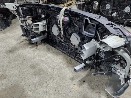Бампер передний всборе на все AUDI A8 за 1 000 000 тг. в Алматы – фото 5