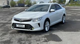 Toyota Camry 2017 года за 11 500 000 тг. в Актобе