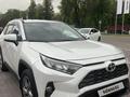 Toyota RAV4 2019 года за 14 000 000 тг. в Алматы