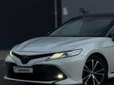 Toyota Camry 2020 годаfor8 500 000 тг. в Атырау – фото 2