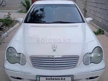 Mercedes-Benz C 200 2002 года за 3 950 000 тг. в Шымкент – фото 4