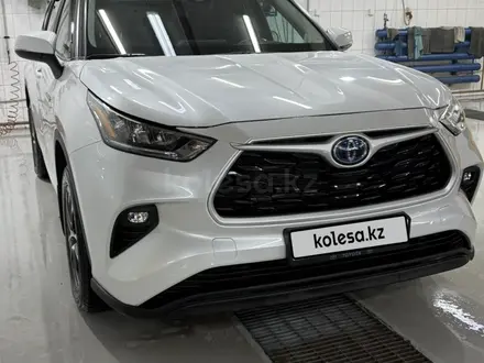Toyota Highlander 2023 года за 25 000 001 тг. в Астана – фото 2
