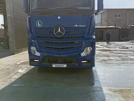 Mercedes-Benz 2013 года за 25 000 000 тг. в Шымкент – фото 9