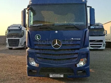 Mercedes-Benz 2013 года за 25 000 000 тг. в Шымкент