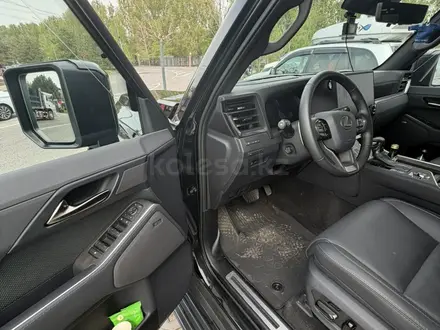 Lexus GX 550 2024 года за 58 500 000 тг. в Алматы – фото 13