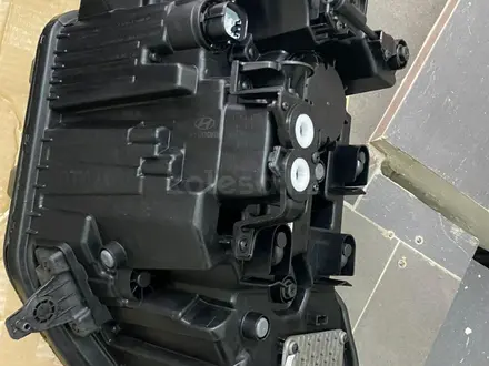 Фара, фары, фонари, фара передняя, фонарь задний Hyundai 19-25 за 10 000 тг. в Алматы – фото 4