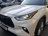 Toyota Highlander 2021 года за 26 850 000 тг. в Алматы – фото 5