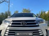 Toyota Highlander 2019 годаүшін15 800 000 тг. в Уральск