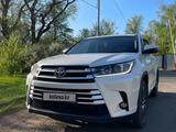 Toyota Highlander 2019 годаүшін16 800 000 тг. в Уральск – фото 2