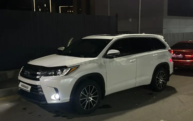Toyota Highlander 2019 годаүшін19 000 000 тг. в Алматы