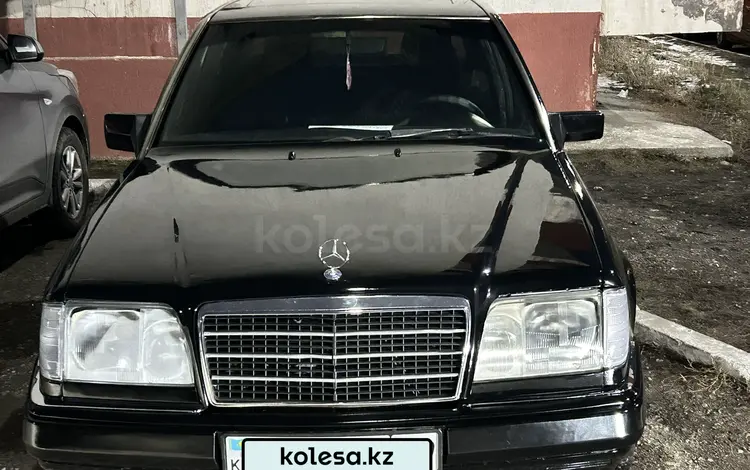 Mercedes-Benz E 220 1994 годаfor1 500 000 тг. в Талдыкорган