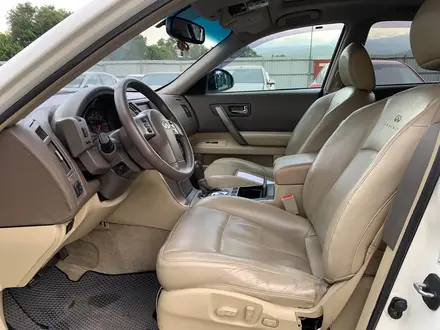 Infiniti FX35 2008 года за 5 209 000 тг. в Алматы – фото 10