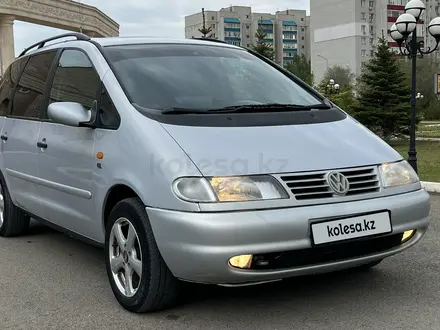 Volkswagen Sharan 1997 года за 3 500 000 тг. в Уральск – фото 6