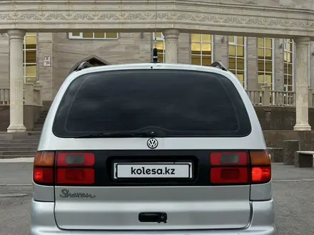 Volkswagen Sharan 1997 года за 3 500 000 тг. в Уральск – фото 8