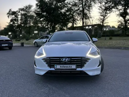 Hyundai Sonata 2022 года за 15 000 000 тг. в Шымкент – фото 6