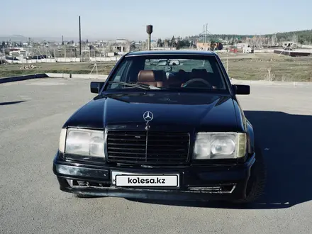 Mercedes-Benz E 260 1991 года за 2 200 000 тг. в Щучинск – фото 18