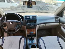 Honda Accord, 2005