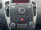 Kia Cee'd 2010 годаүшін2 500 000 тг. в Уральск – фото 2