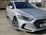 Hyundai Elantra 2018 годаүшін8 500 000 тг. в Алматы