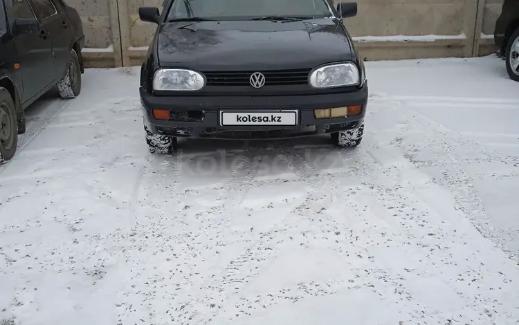 Volkswagen Golf 1993 годаүшін1 400 000 тг. в Семей