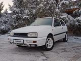 Volkswagen Golf 1992 года за 1 650 000 тг. в Караганда