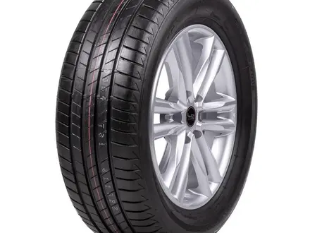 Bridgestone Turanza T005 215/60 R16 95V без шипов за 44 000 тг. в Алматы