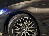 Диски R20 с шинами Bridgestone. за 550 000 тг. в Атырау