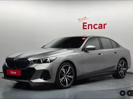 BMW 530 XDrive 2025 года за 24 700 000 тг. в Алматы